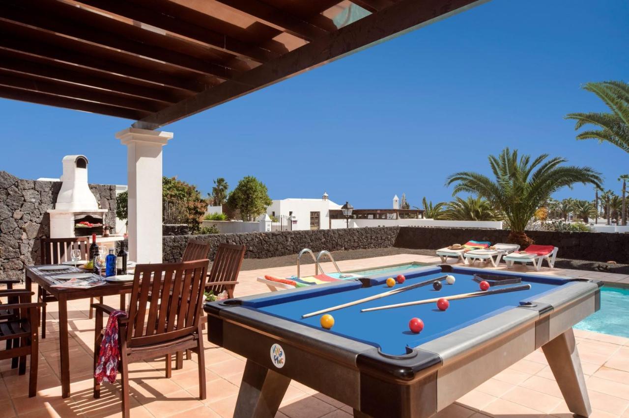 Villa Papagayo By Villa Plus Плая Бланка Екстериор снимка